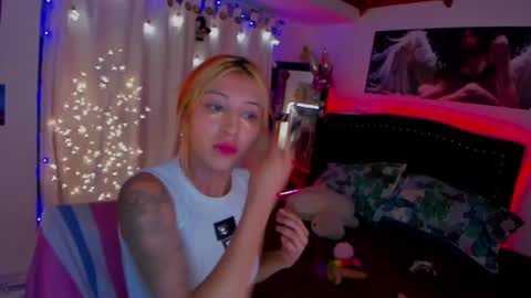 cuteweed420 online show from 16, 1, 2025