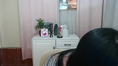 cutie_asianwoman online show from 29, 12, 2024
