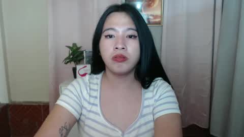 cutie_asianwoman online show from 8, 1, 2025