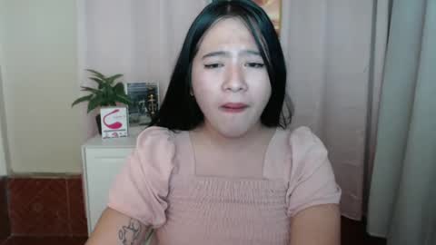 cutie_asianwoman online show from 11, 1, 2025