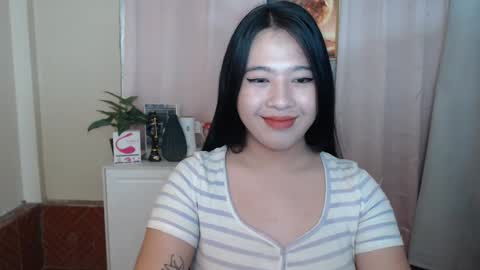 cutie_asianwoman online show from 29, 1, 2025