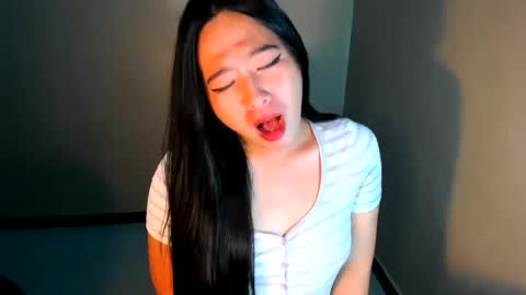 cutie_asianwoman online show from 13, 2, 2025