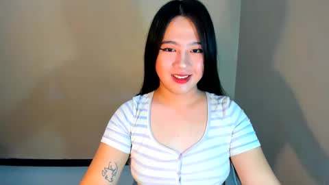 cutie_asianwoman online show from 17, 2, 2025