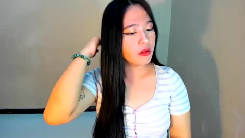 cutie_asianwoman online show from 18, 2, 2025