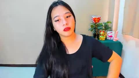 cutie_asianwoman online show from 23, 9, 2025
