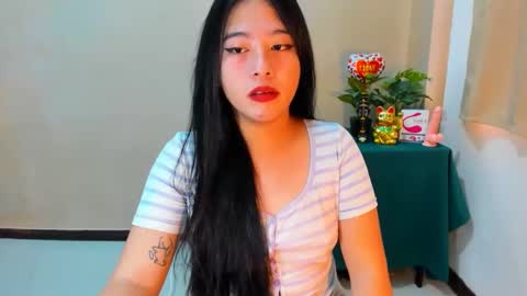 cutie_asianwoman online show from 25, 9, 2025