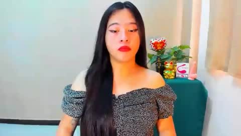 cutie_asianwoman online show from 1, 10, 2025