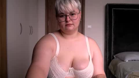 Sophie  Lilith online show from 6, 11, 2025