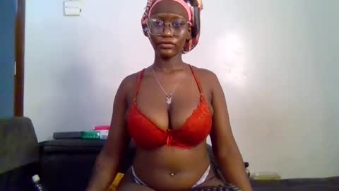 Snapshot of cutie_pumpkin_ chatting on 12, 3, 2026 CUTIE online show from 12, 3, 2026