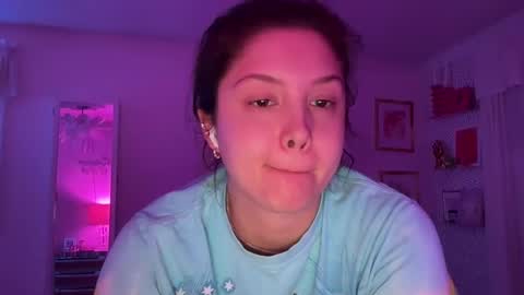 Cutieoggg420 online show from 2, 1, 2025