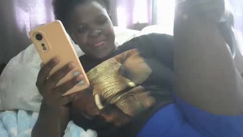 Snapshot of cuttie_baby chatting on 24, 11, 2025 cuttie_baby online show from 24, 11, 2025