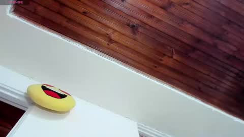 Snapshot of cuty_sexy_hotxx chatting on 23, 6, 2026 LIZETH online show from 23, 6, 2026