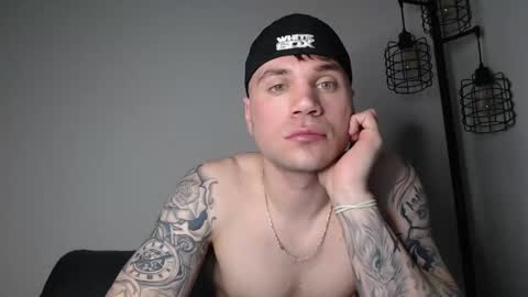 Snapshot of cv0118 chatting on 7, 3, 2025 Caleb Vonore online show from 7, 3, 2025