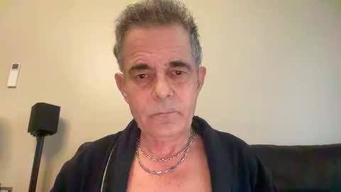 cwaddle online show from 8, 5, 2026