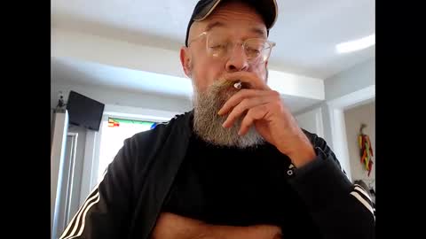 Snapshot of cxcdn chatting on 2, 2, 2025 cxcdn online show from 2, 2, 2025