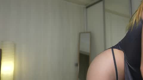 EMILY online show from 22, 9, 2025