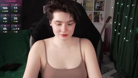 Helen Blossom online show from 19, 2, 2025