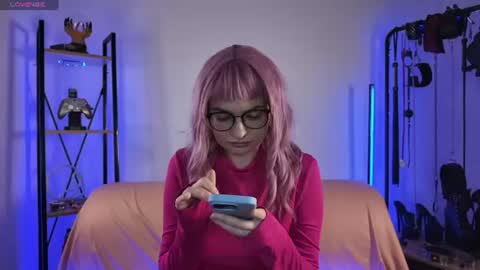 Snapshot of cyberxgoddess_ chatting on 16, 7, 2026 Lily Goddess online show from 16, 7, 2026