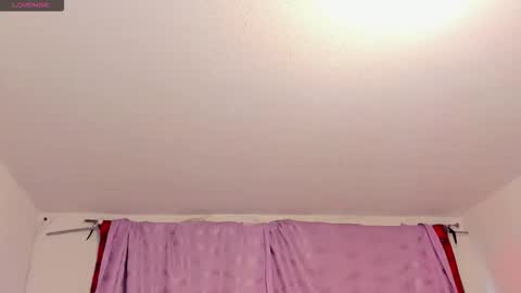 Snapshot of cynthiawatson_ chatting on 12, 9, 2025 Cynthia online show from 12, 9, 2025