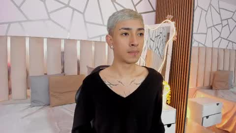 cyrus_tay online show from 28, 4, 2026