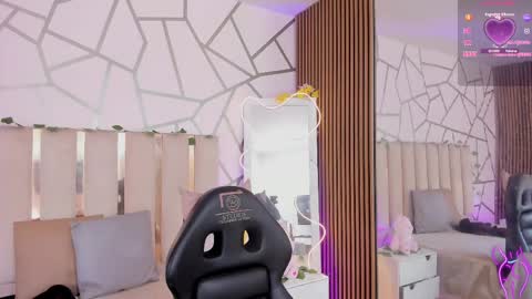 cyrus_tay online show from 9, 5, 2026