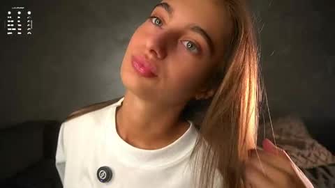 Isabella online show from 14, 5, 2026