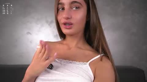 Isabella online show from 22, 7, 2026