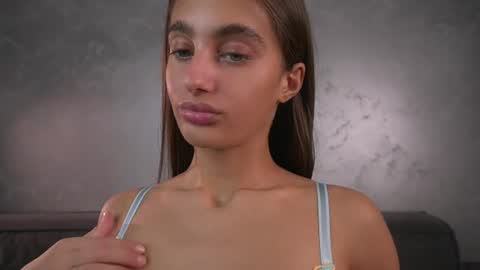 Isabella online show from 6, 8, 2026
