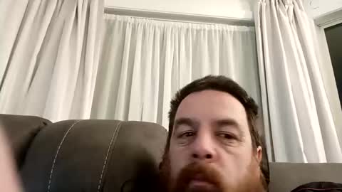 Snapshot of d1988 chatting on 23, 10, 2025 D online show from 23, 10, 2025