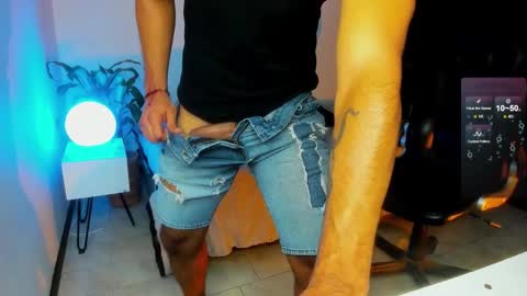 Mauricio online show from 24, 10, 2025