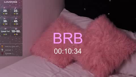 Snapshot of daarlene chatting on 6, 1, 2025 Darlene online show from 6, 1, 2025