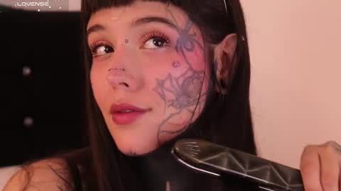 Snapshot of daarlene chatting on 14, 2, 2025 Darlene online show from 14, 2, 2025