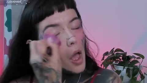 Snapshot of daarlene chatting on 12, 3, 2025 Darlene online show from 12, 3, 2025