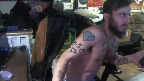 Snapshot of dadddyyycloudy chatting on 14, 2, 2025 dadddyyycloudy online show from 14, 2, 2025