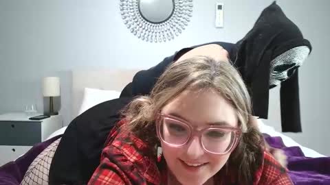 Snapshot of daddies_princesss chatting on 7, 3, 2026 daddies_princesss online show from 7, 3, 2026