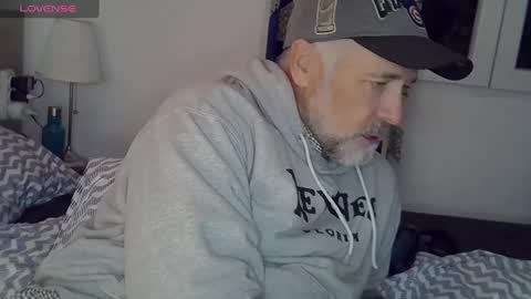 DaddyBear online show from 14, 2, 2025
