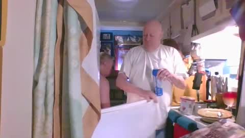 Daddy online show from 10, 11, 2025