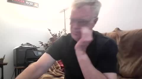 daddydave6400 online show from 11, 7, 2026