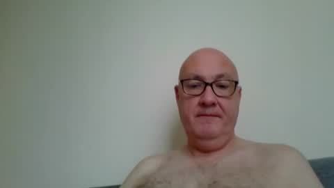 daddyhere4uall6 online show from 9, 11, 2025