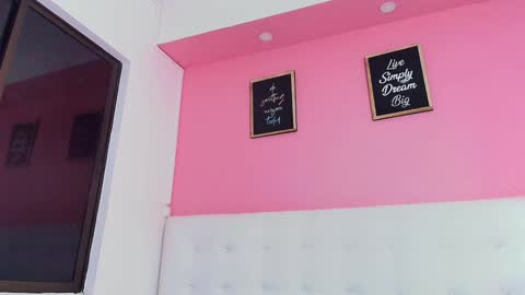 JAZMIN online show from 13, 1, 2025