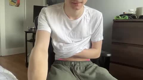 Snapshot of daddysfavorite01 chatting on 19, 3, 2026 daddys boy online show from 19, 3, 2026