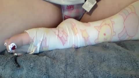 Snapshot of daddysgirlava chatting on 19, 9, 2025 Ava Angel online show from 19, 9, 2025