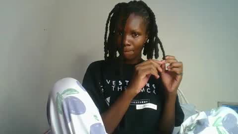 Snapshot of daddyslove_ chatting on 10, 9, 2025 Daddys love online show from 10, 9, 2025