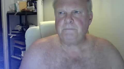 Snapshot of daddysmaster chatting on 2, 11, 2025 Daddy online show from 2, 11, 2025