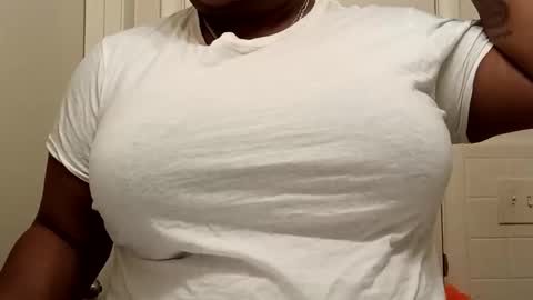 Snapshot of dadeesqtpieluvsu chatting on 13, 1, 2026 DadeesQTPie online show from 13, 1, 2026