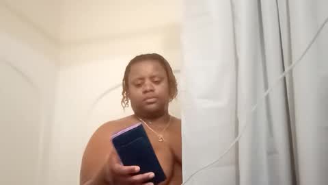 Snapshot of dadeesqtpieluvsu chatting on 15, 1, 2026 DadeesQTPie online show from 15, 1, 2026