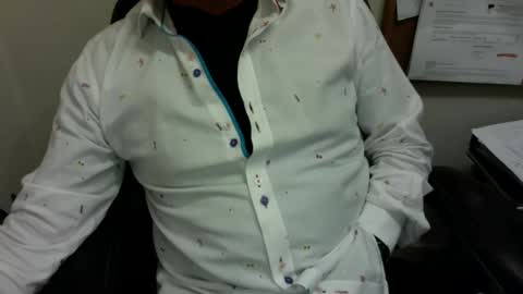 Snapshot of dadooronron69 chatting on 8, 11, 2025 dadooronron69 online show from 8, 11, 2025