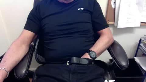 Snapshot of dadooronron69 chatting on 11, 4, 2026 dadooronron69 online show from 11, 4, 2026