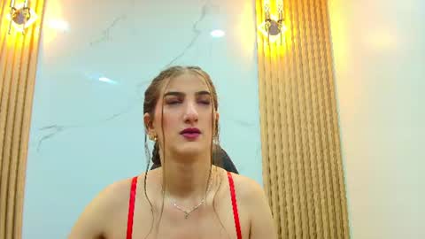 Dafne Castro online show from 28, 6, 2026