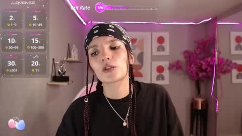 dafne huges online show from 11, 12, 2024